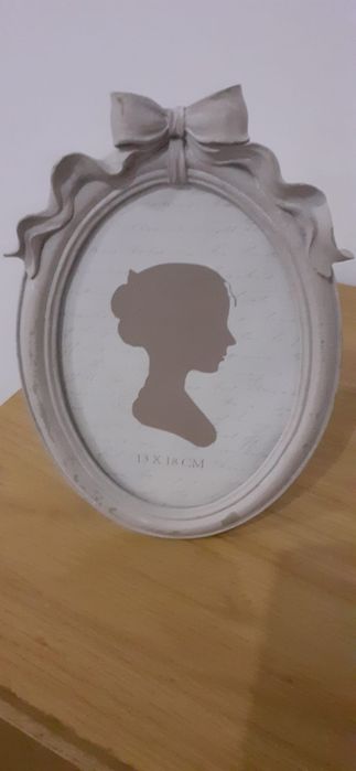 Moldura branca para foto