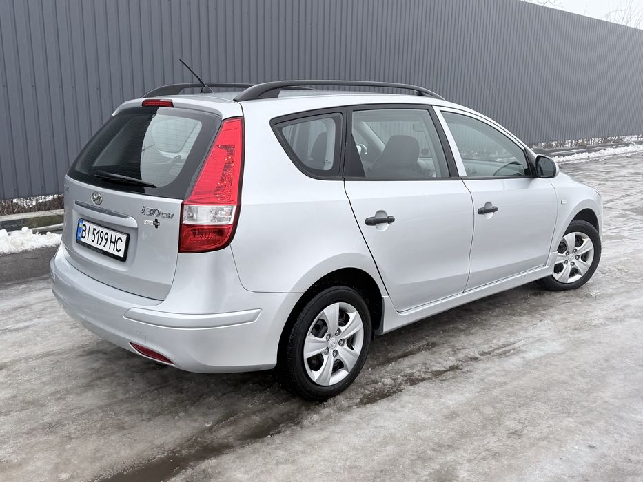 Hyundai i30 .2010 року з газом