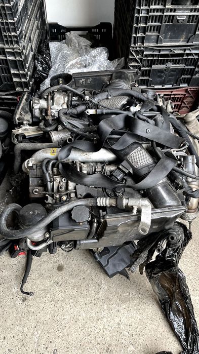 Двигун Mercedes ОМ642 W207 W221