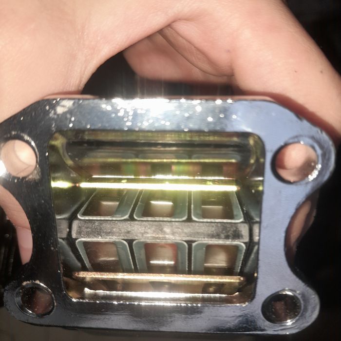 Впускной колектор на дио 27-18 срочно