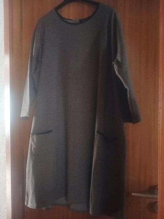 Vestido cinzento 48/52