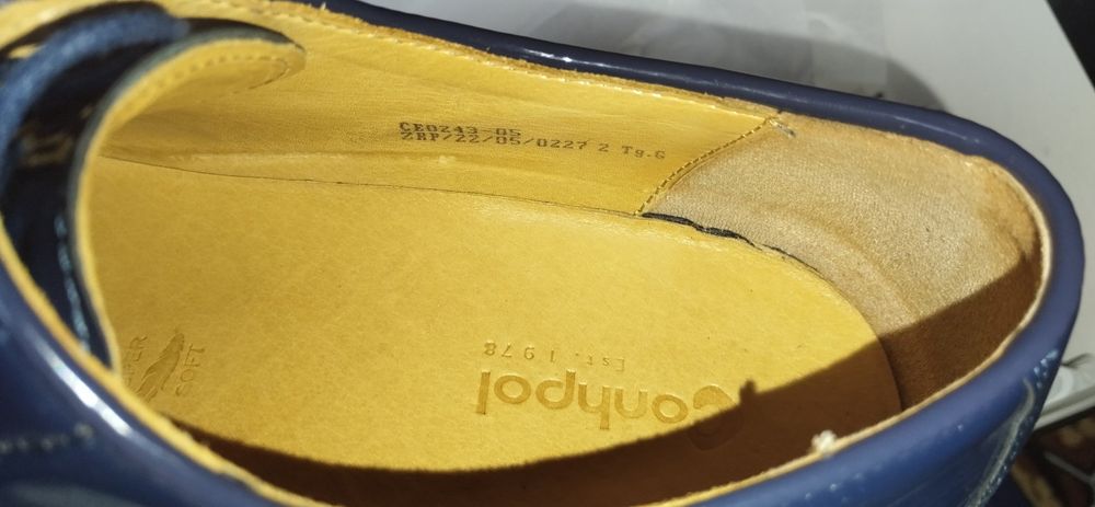 Buty Conhpol półbuty lakierki Oscar CE0243-05