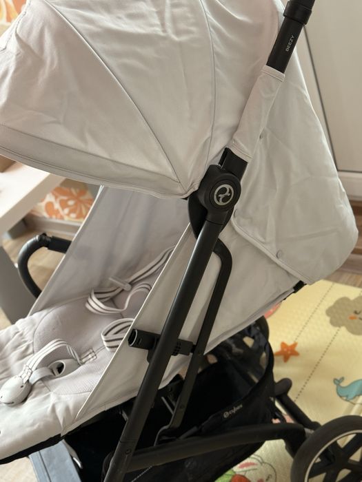 Cybex Beezy.
