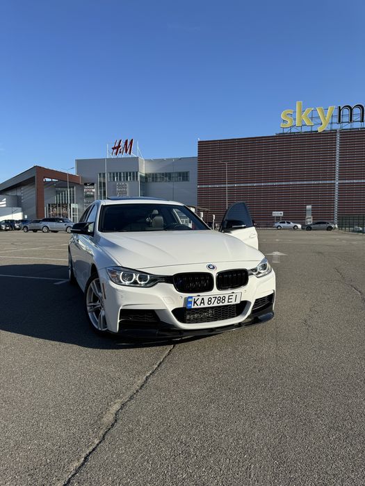BMW f30 328 2013 год