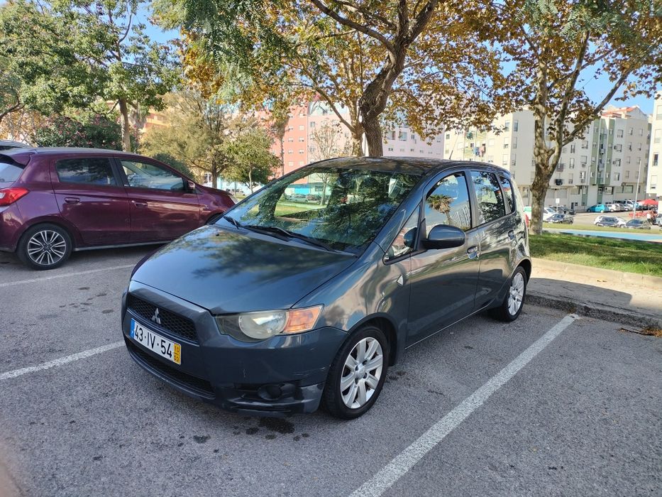 Vendo Mitsubishi Colt de 2010 a gasolina com inspeção e IUC pago — photo 3