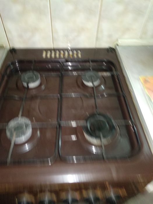 Газовая плита .Б/У