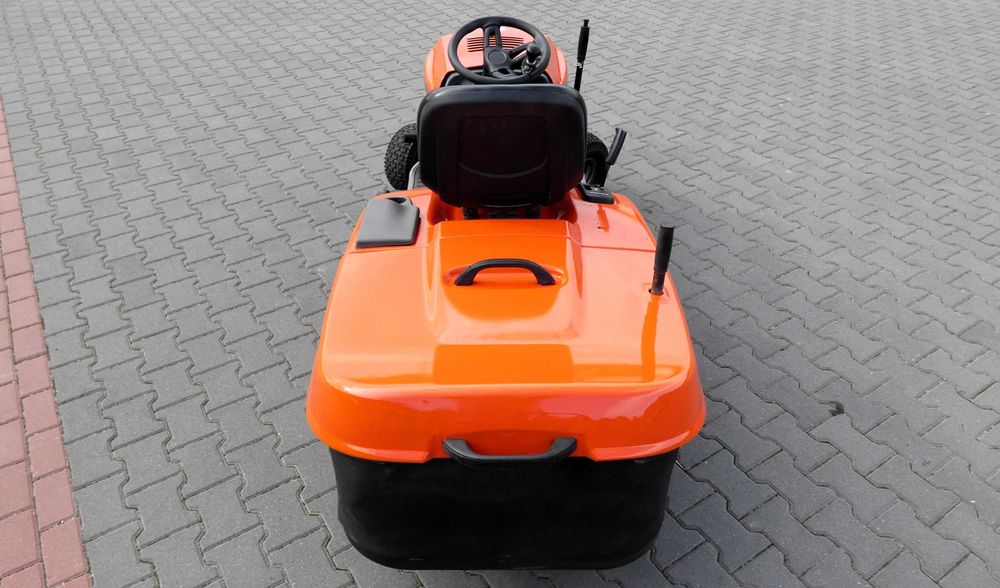 Traktorek kosiarka Husqvarna (040904.6) - Baras