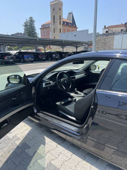 BMW 330d LCi e92 2010