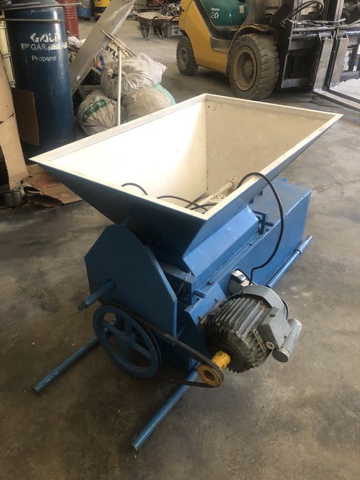 Esmagadora esmagadeira uvas vindimas