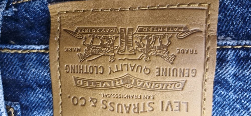 Spodnie Levis jeans