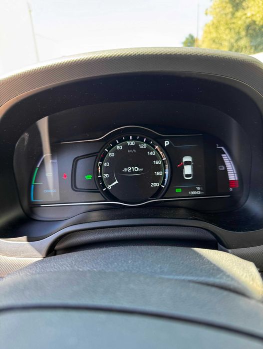 Hyundai Ioniq 28kWh