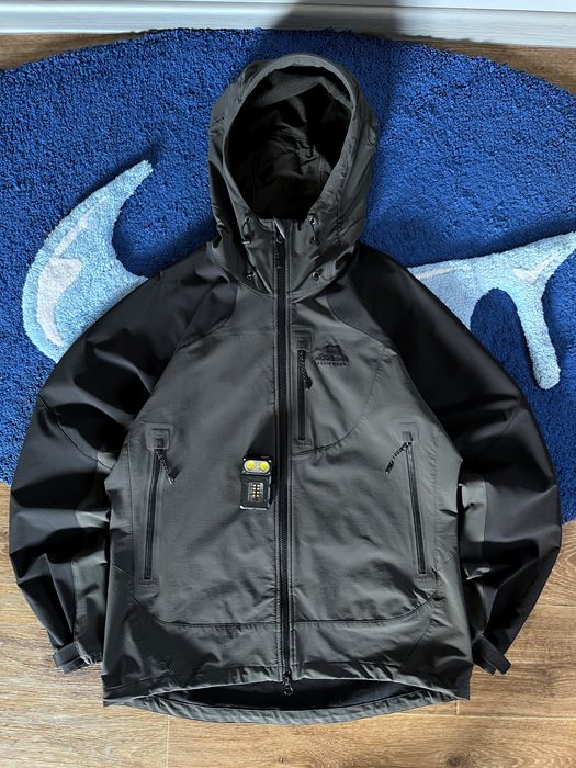 Mountain Equipment storm jacket softhhell