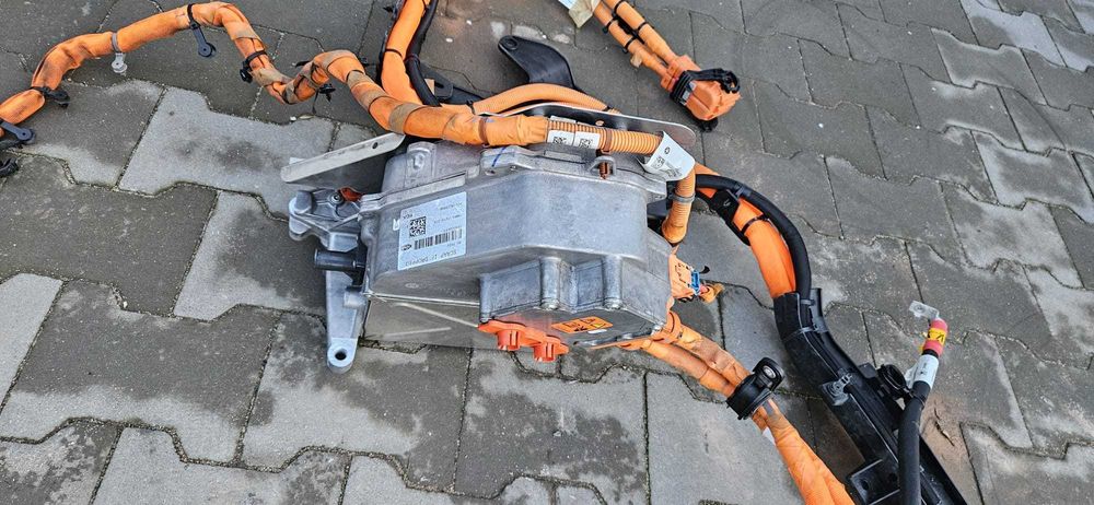 inwenter przetwornica Chrysler Pacifica 21r hybryda