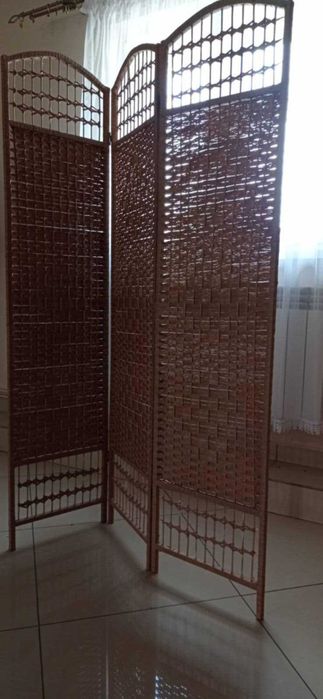 Parawany pokojowe, plecione