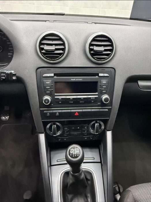 Audi A3  8p benzyna