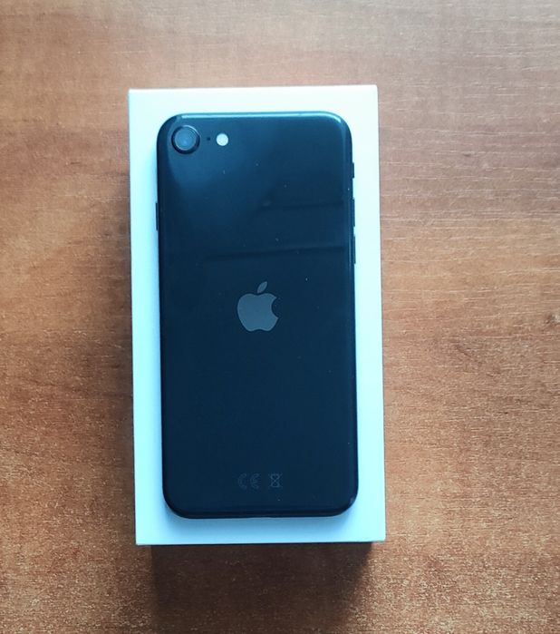 Iphone SE 2020 - STAN IDEALNY
