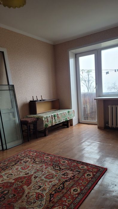 Продам 1но кімнатну в Марганці.