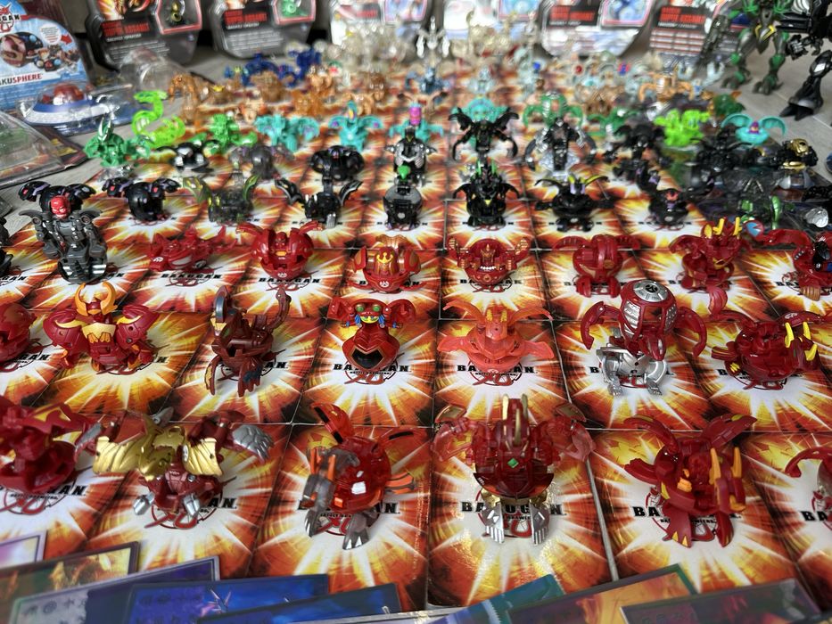 Бакугани оригінальні стан нових Bakugan
