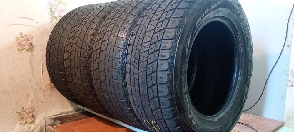 285/60.R18 комплект bridgestone