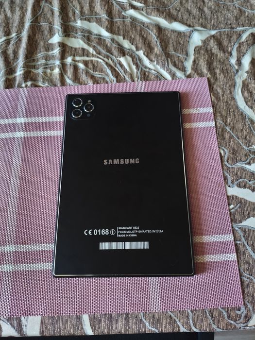 Планшет Samsung в хорошем состоянии