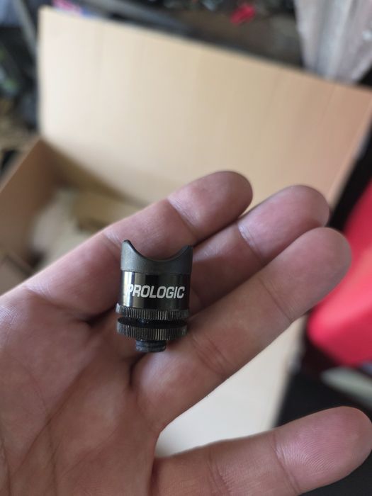 Prologic quasar k1 2 sztuki 10 ft. 3 metry plus rod rest