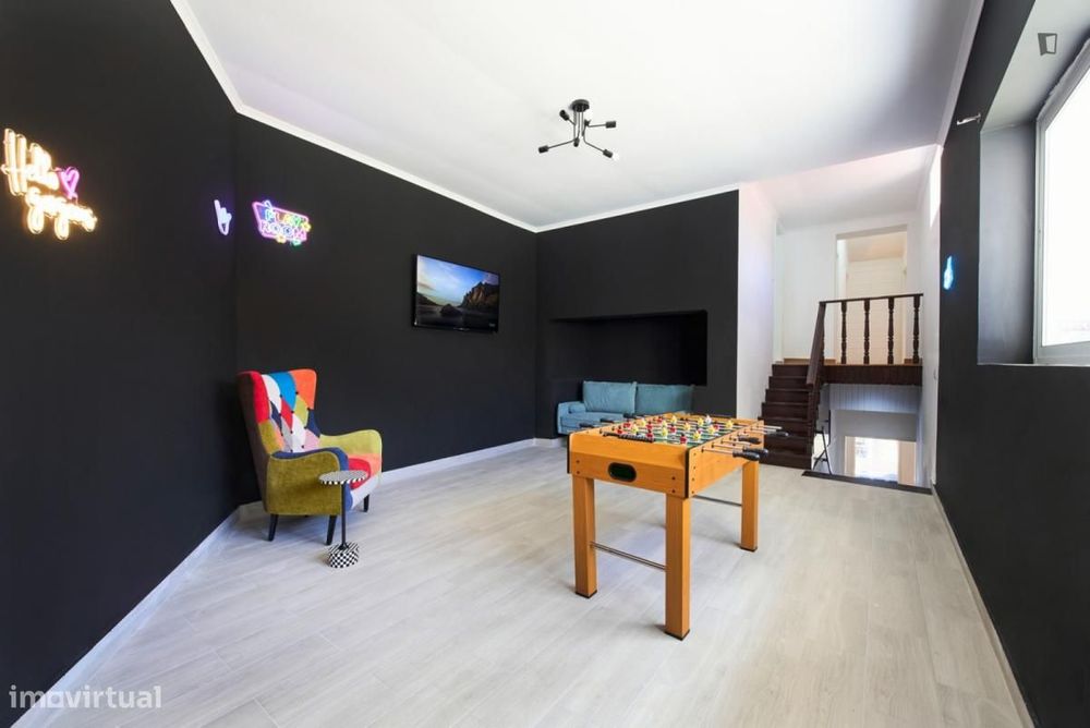 Quarto - localizado em Graça Lisbon