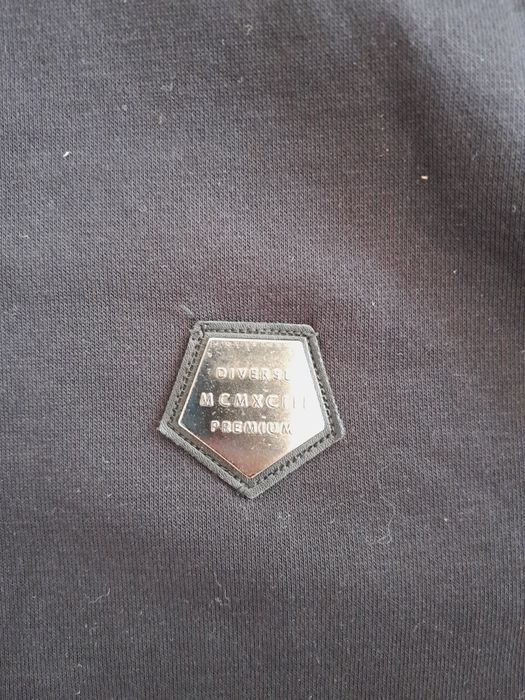 Bluza Diverse czarna L stan bardzo dobry
