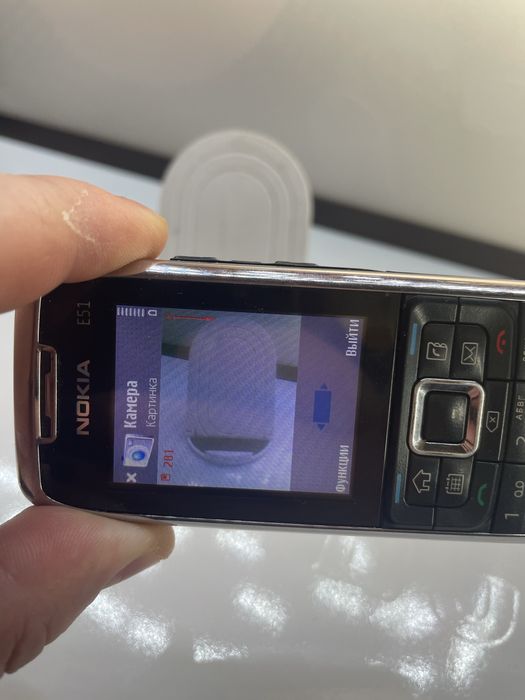 Ретро телефон Nokia e51