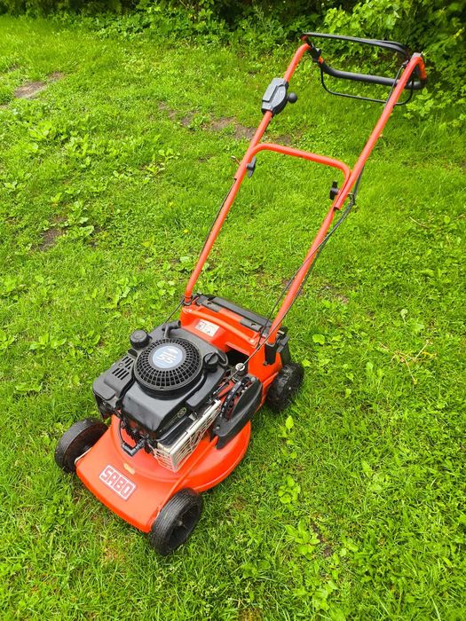 Kosiarka spalinowa do trawy Briggs and Stratton STAN BARDZO DOBRY