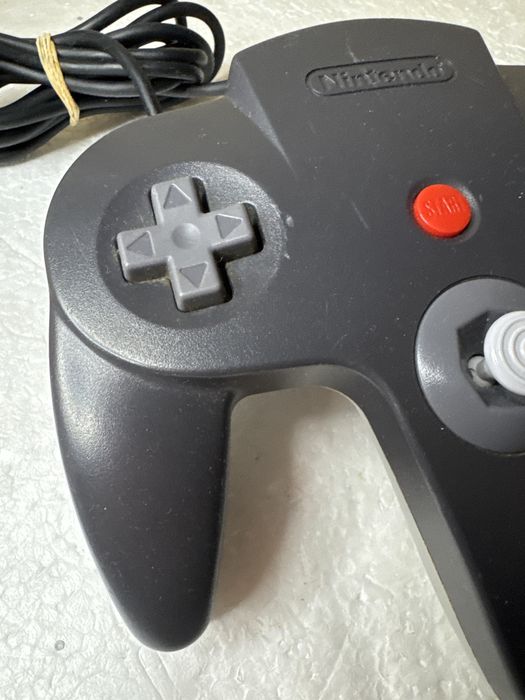 Oryginalny Kontroler pad do Nintendo 64 N64 - NUS-005 - czarny szary