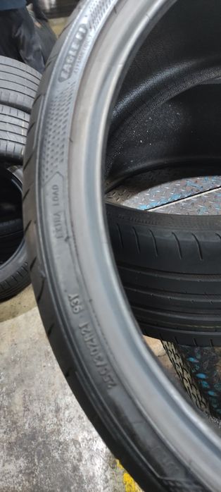 Pneus 255/30/21 Goodyear semi novos