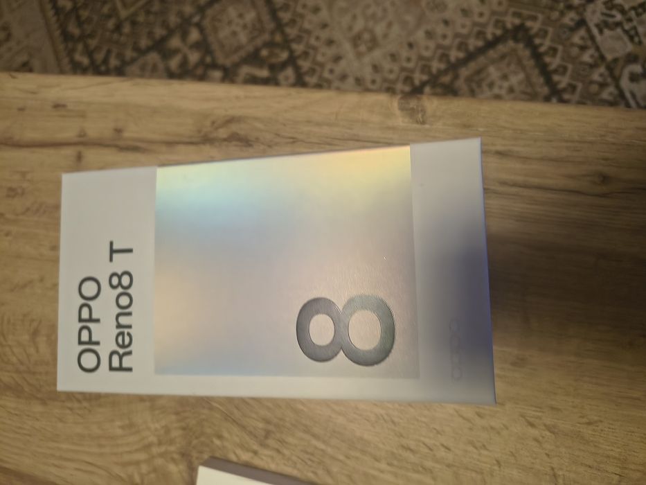 Smartfon oppo Reno 8 T