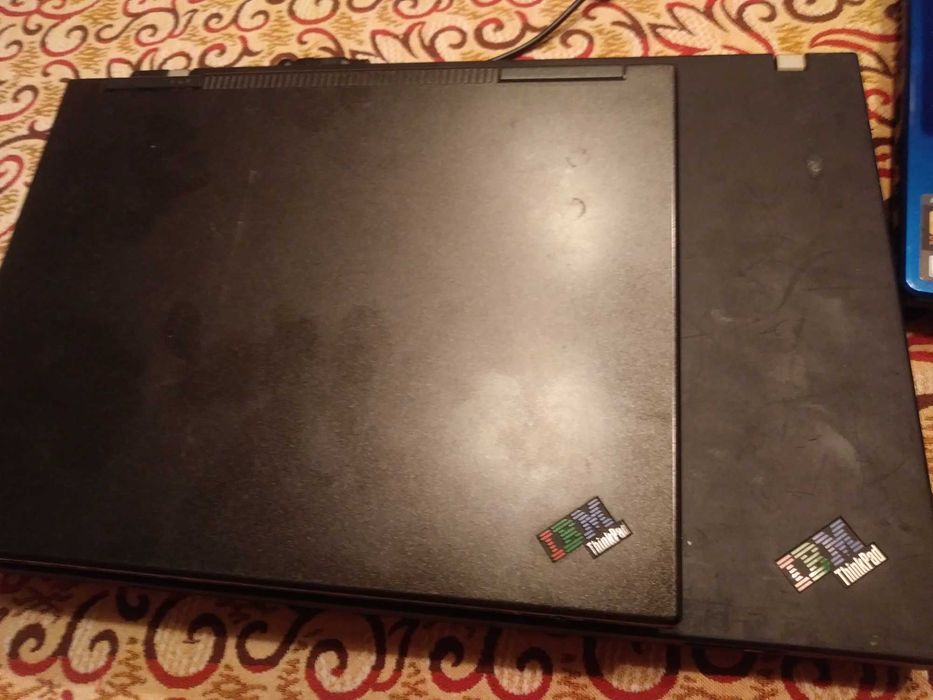 Najmniejszy laptop retro IBM ThinkPad 240x -10,4 cala