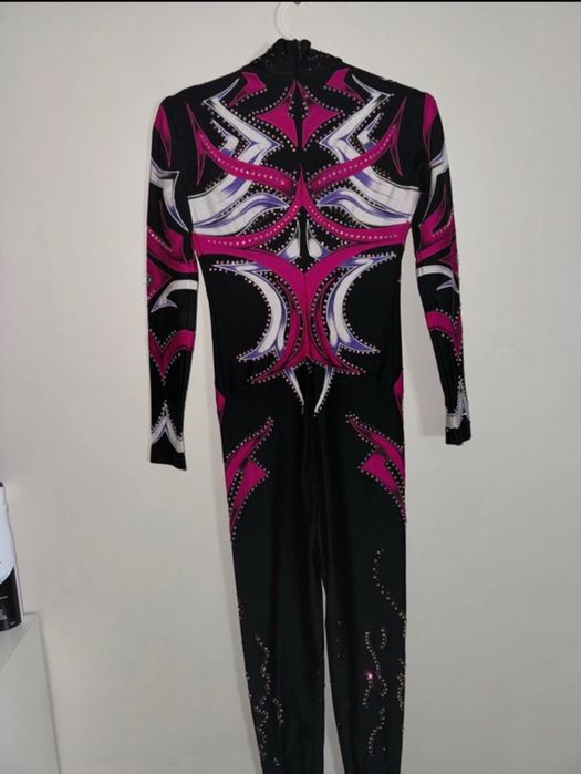 strój akrobatyka powietrzna / artystyczna