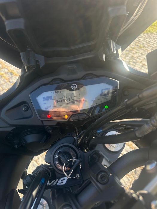 Tracer 700 com muitos extras