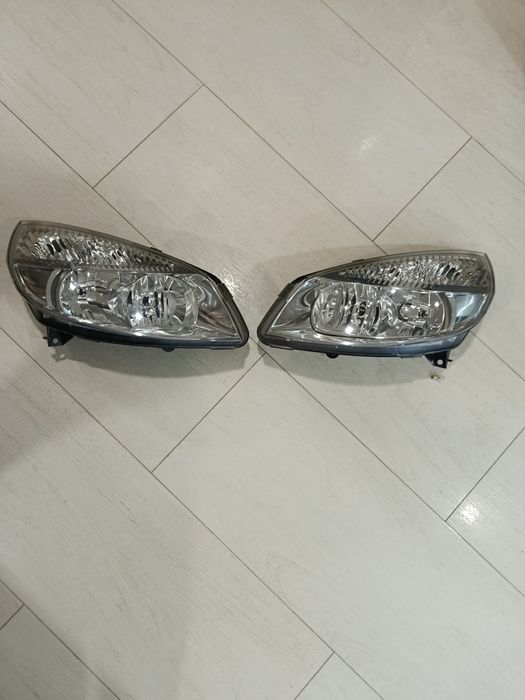 Farol esquerdo Scenic original