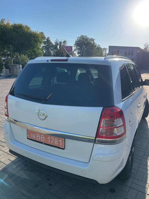 Opel zafira 1,7dizel