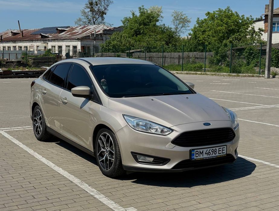 Ford Focus 2017 бензин