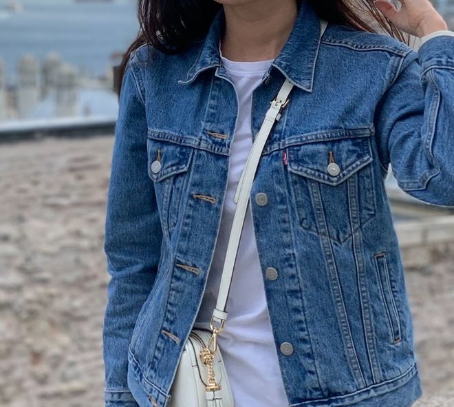 Джинсова куртка levis xs