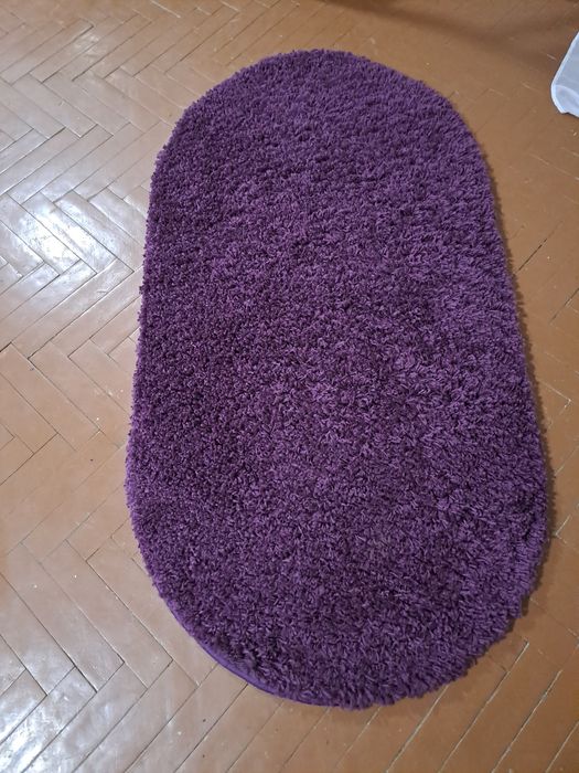 Продам коврик овальный