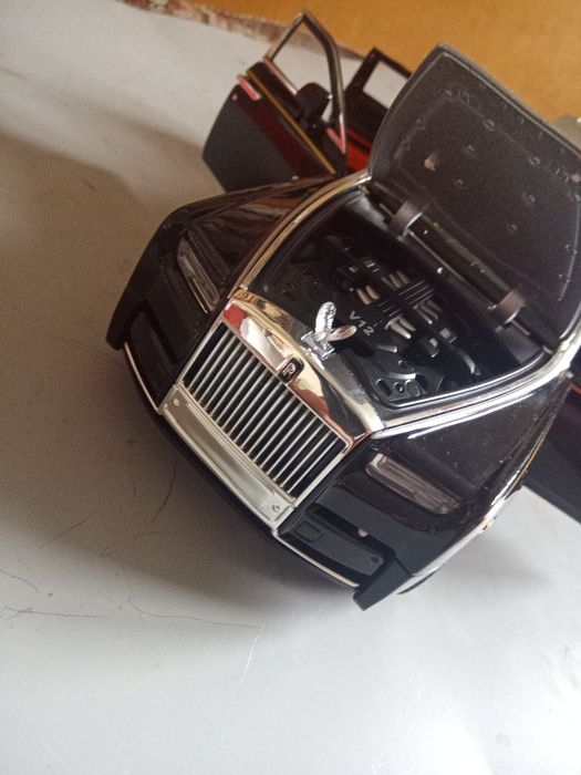 Модель Роллс-Ройс а.