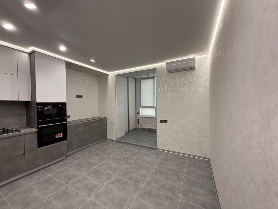 Продам квартиру ул. Семейная ЖК Днепровская Брама 2