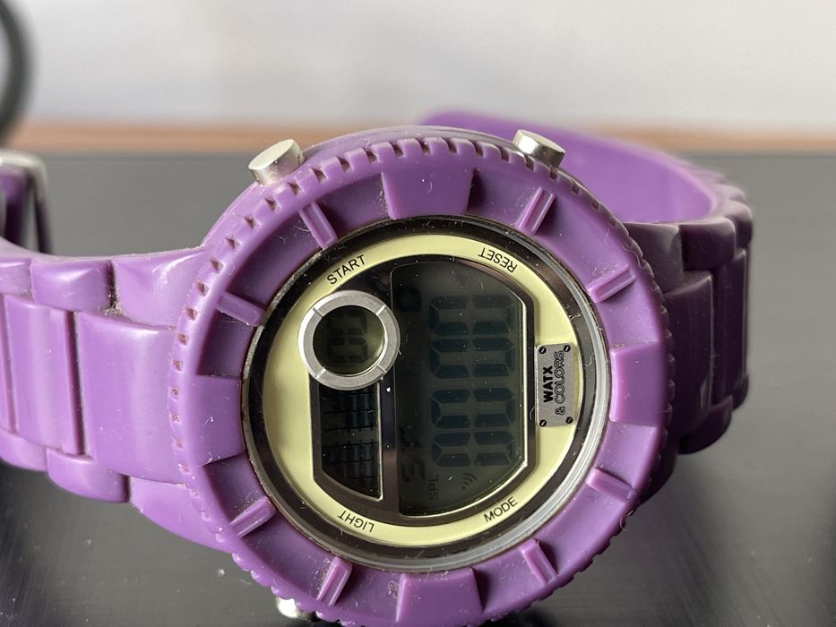 Relogio Watx and Colors