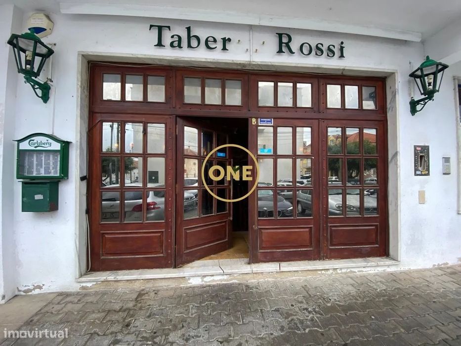 Excelente Bar Taberna em Salvaterra de Magos