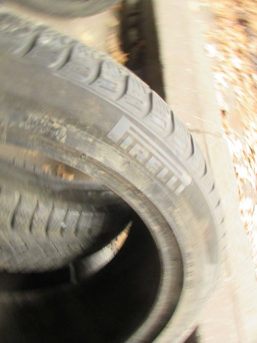245/45R19 PIRELLI Sottozero пара зимової гуми