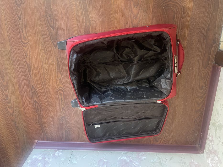 Чемодан на колесах