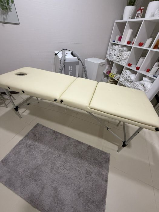 Дзеркало для перукаря