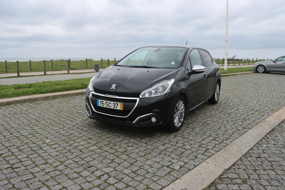 Peugeot 208 1.6 BlueHDi Style
