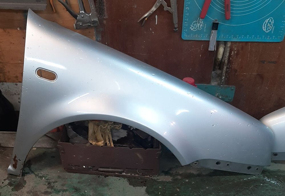 Крило Гольф 4 недорого