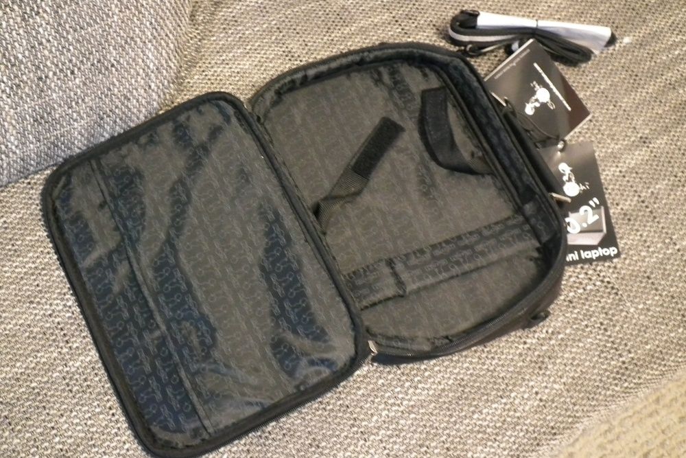 Torba etui pokrowiec na laptop notebook SUSHI 10,2" 30x21cm powystwowa